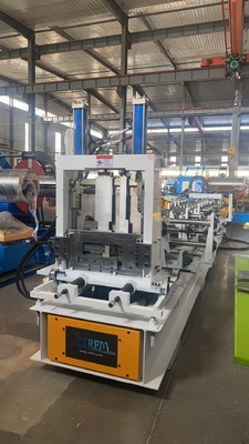 Automatische grootteveranderende C-purlin rollenvormende machine met 20 stations