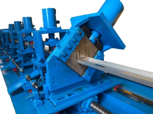 Hoogwaardige slot- en spoorrolvormende machine voor positieve bevestiging en wandsterkte