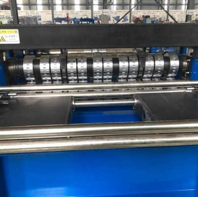 Metalen dakdek rollende vormmachine van type B met een hoge sterkte-gewichtsverhouding
