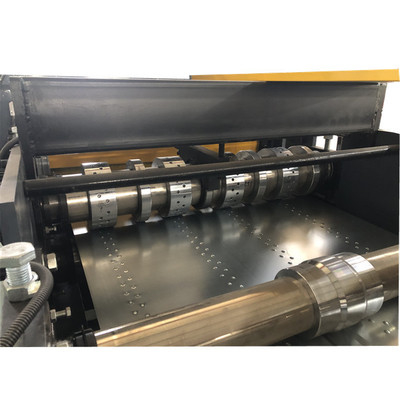 Dovetail Decking rollforming machine voor de Amerikaanse markt Ontworpen en vervaardigd voor landspecifieke behoeften