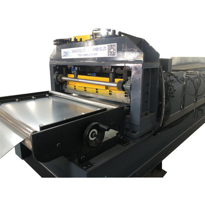 Dovetail Decking rollforming machine voor de Amerikaanse markt Ontworpen en vervaardigd voor landspecifieke behoeften