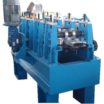 Supermarktplank rollenvormende machine met hoge precisie punchpers