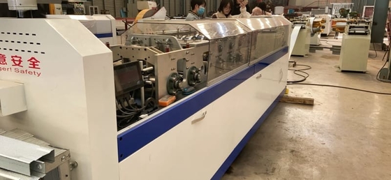 Magische versie Light Frame Villa Rolling Machine met C Channel en U Channel als combinatie