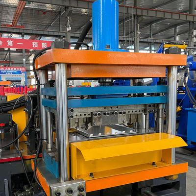 Metalen supermarktplank achterpaneelprofiel maken machine