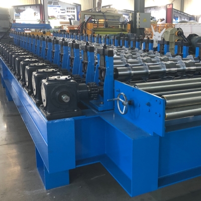 Metalen IBR dakplaten rollen vormmachine (45m/min)